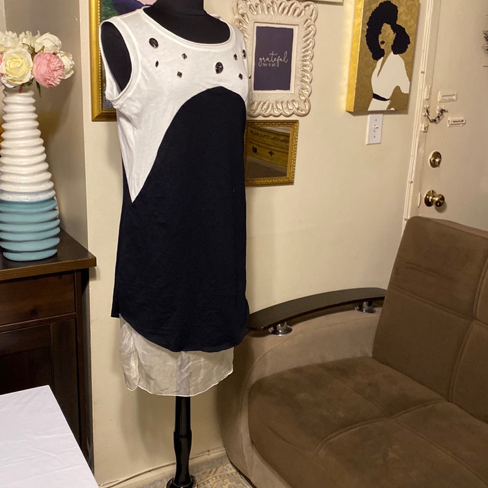 JIJIL WOMEN 100% COTTON mix with 100 % SILK DRESS SIZE S COLOR BLACK AND WHITE